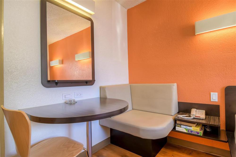 6-las Vegas, Nv - Tropicana 2*