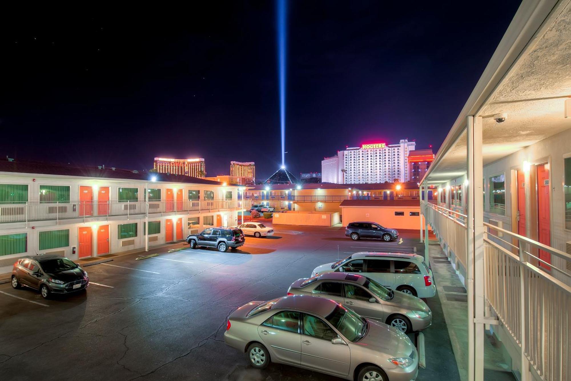 6-las Vegas, Nv - Tropicana 2*